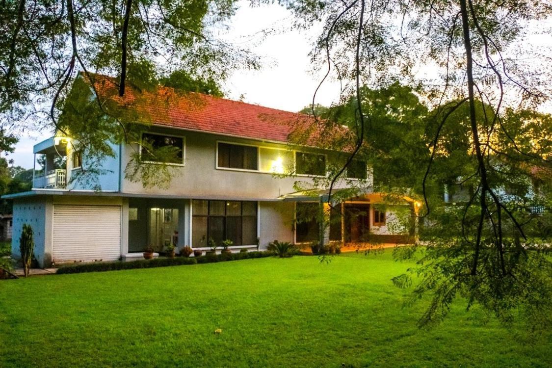 Nyumbani Palace Arusha Eksteriør bilde